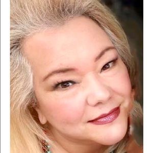 Meet your Posher, Renee